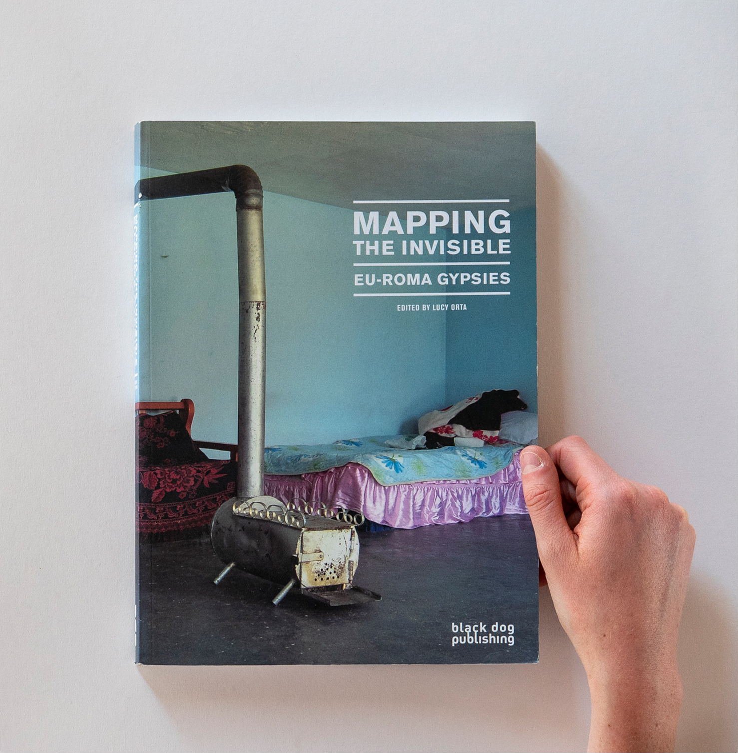 Mapping-the-Invisible, Black Dog publishing, by David Knight in collaboration with Project 35, Lucy Orta, The London College of Fashion, 2010